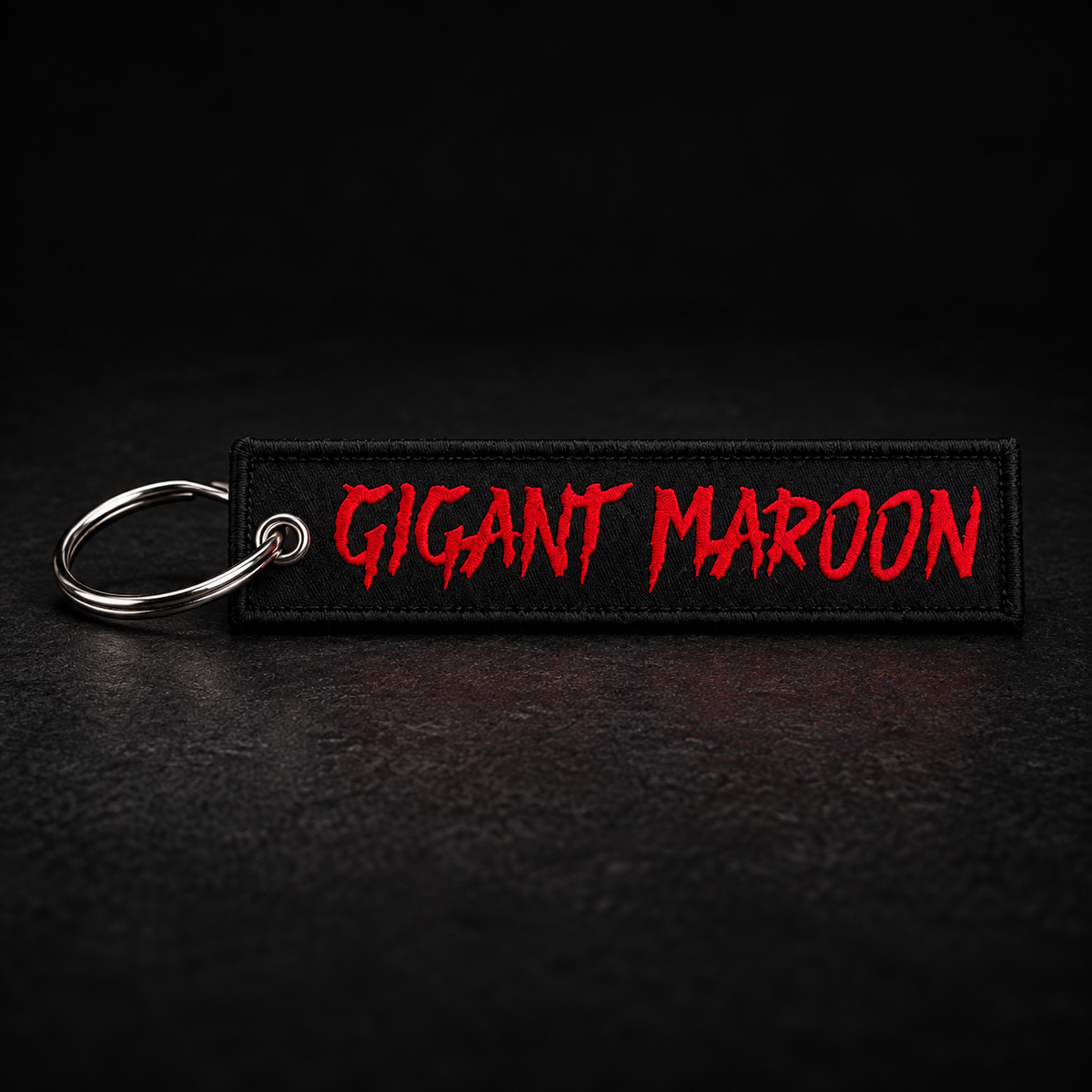 Gigant Maroon – Schlüsselanhänger | Pyro Edition
