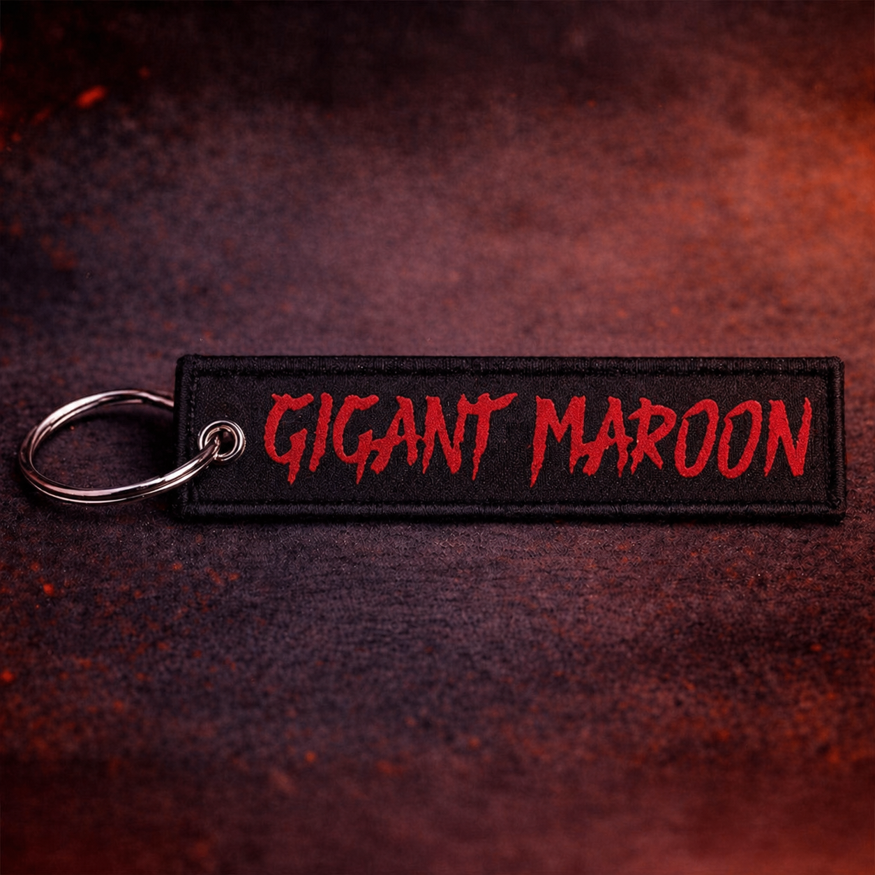 Gigant Maroon – Schlüsselanhänger | Pyro Edition
