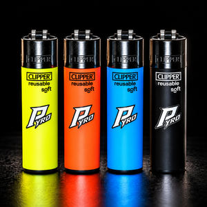 PYRO Clipper Feuerzeug – 4 Farben | Nachfüllbar & Wiederverwendbar